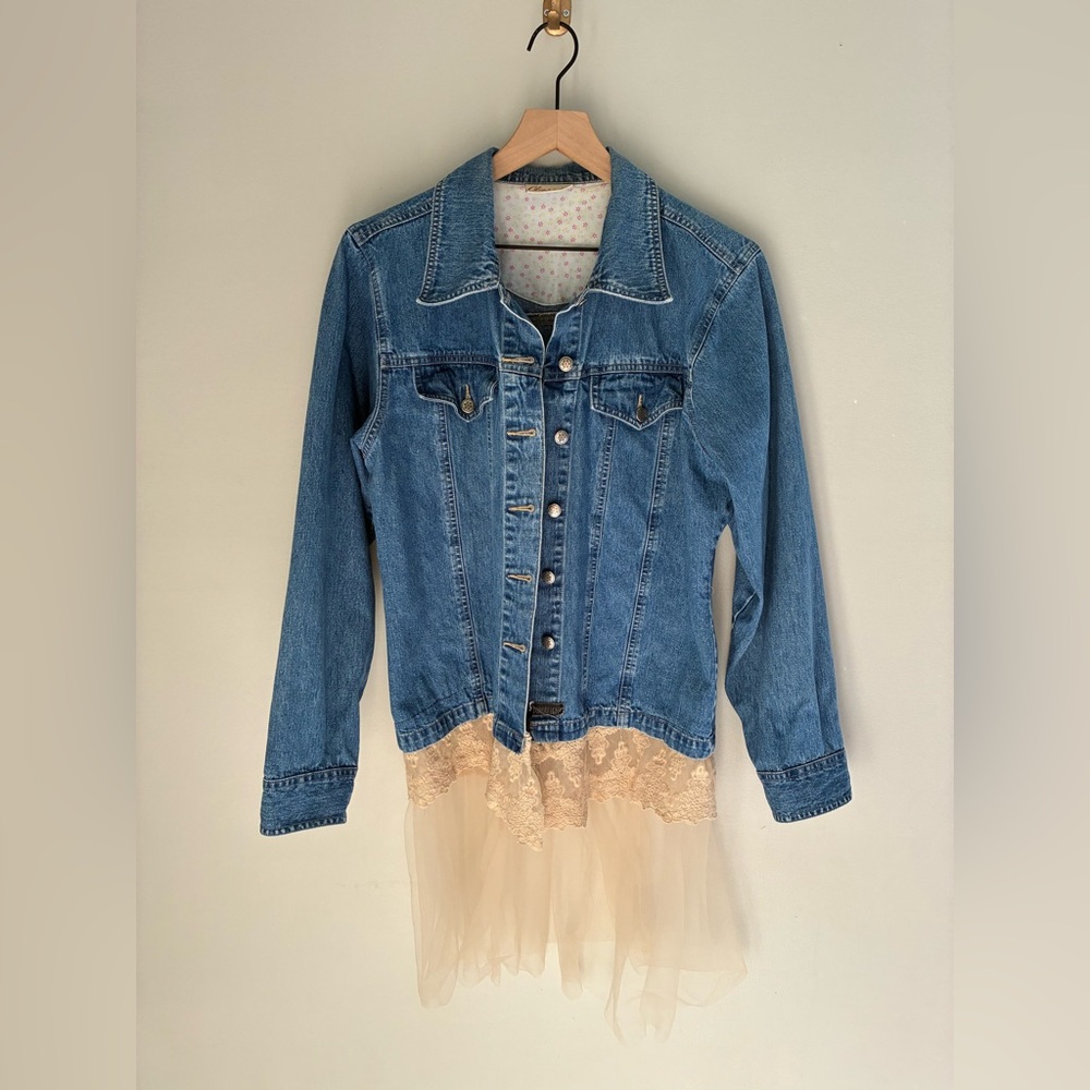 Upcycled Vintage Denim Jacket Shabby Chic Bohemian Lace Eclectic Size Large‎